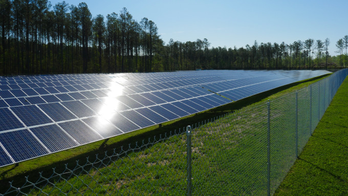 2015-04-22-Solar-Array-at-Capital-One-in-Meadowville-Technology-Park